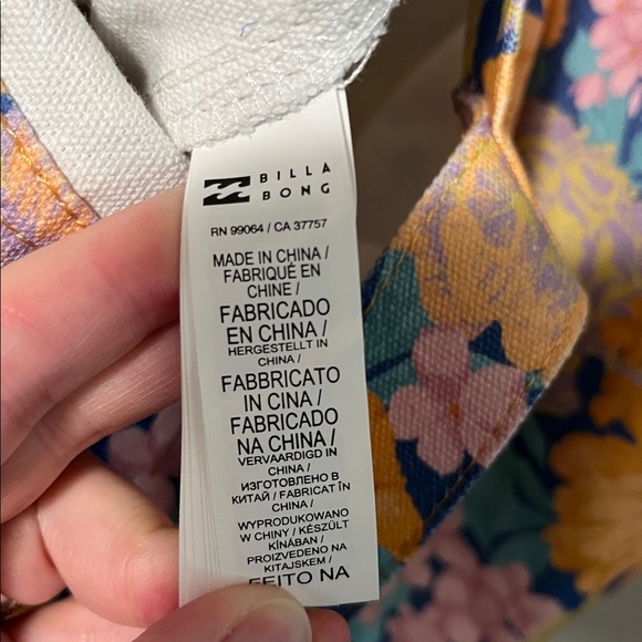 Billabong Last Summer Vacation Beach Bag - Picture 10 of 11